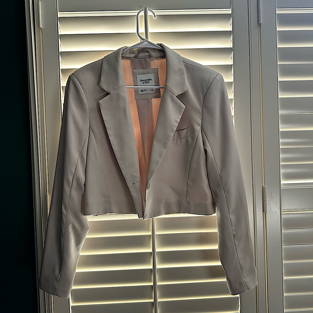 Abercrombie & Fitch Light Tan Blazer
